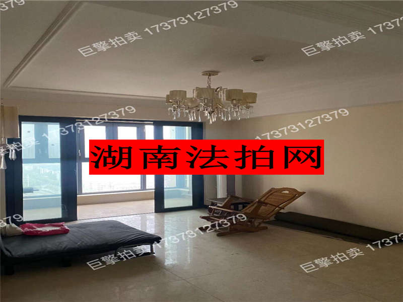 恒大御景半島法拍房錦繡苑7、8棟2401號