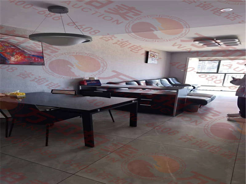 童話(huà)里家園法拍房5棟2505號(hào)及室內(nèi)家具