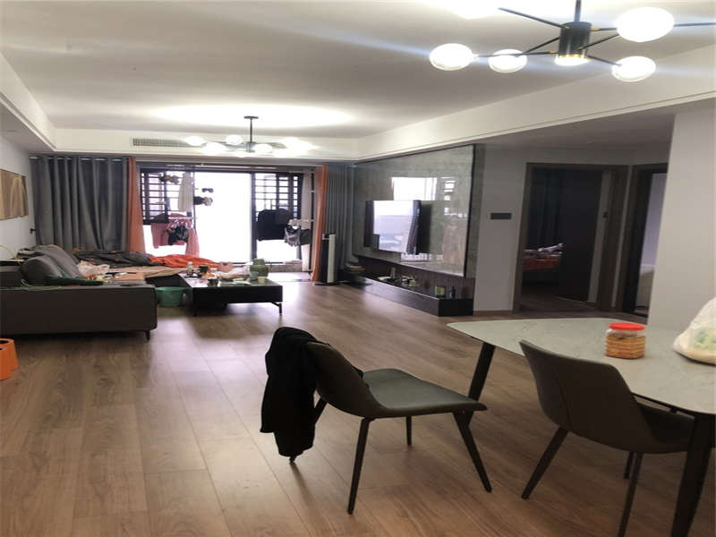 金科時(shí)代中心法拍房12棟2703房