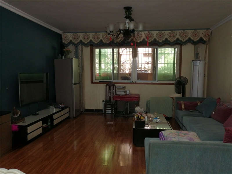 黎明藝術(shù)家園(撈霞經(jīng)濟(jì)開發(fā)區(qū)）法拍房架05號(hào)房屋