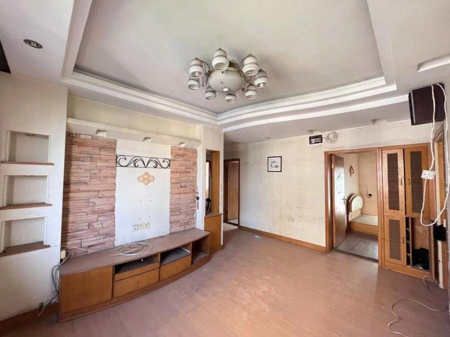 南園小區(qū)法拍房24棟702號