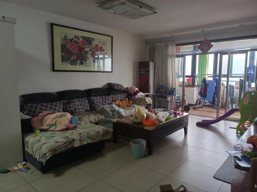 同發(fā)南國(guó)新城法拍房A、B、C、D棟505室