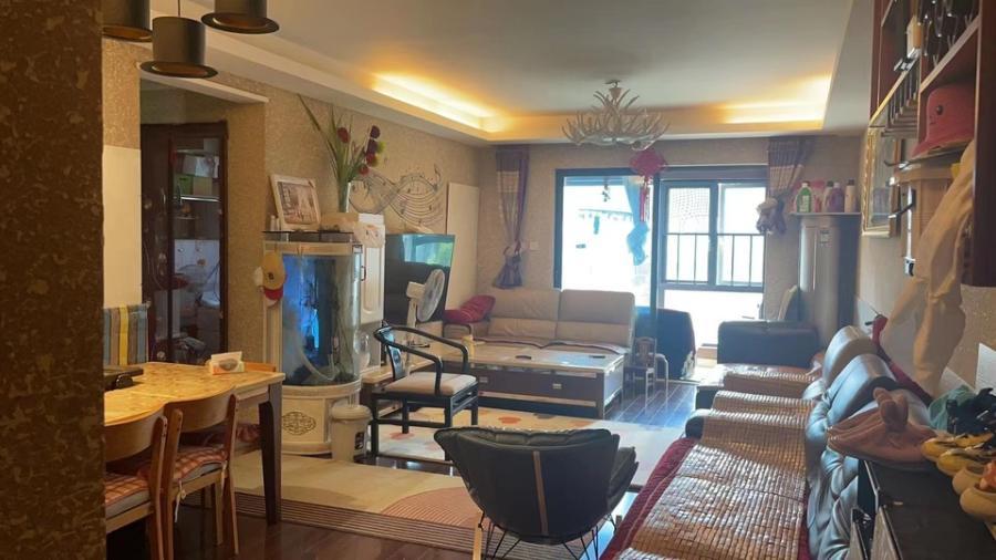 萬科白鷺郡法拍房三期26棟303號及地下室第三期373、461號車位