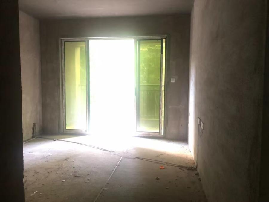 富基世紀(jì)公園法拍房三期46、47、48棟203室