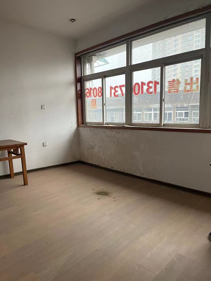 開源鑫閣法拍房4D棟214、314、414室