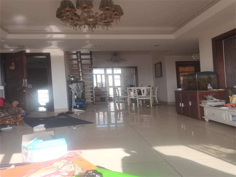 碧桂園威尼斯城（長沙碧桂園）法拍房藍(lán)天花語15棟401號(hào)