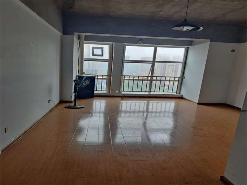 恒泰廣場（恒泰商業(yè)廣場）法拍房1棟（塔樓）、5棟（塔樓）、商業(yè)（裙房）地下室1322房