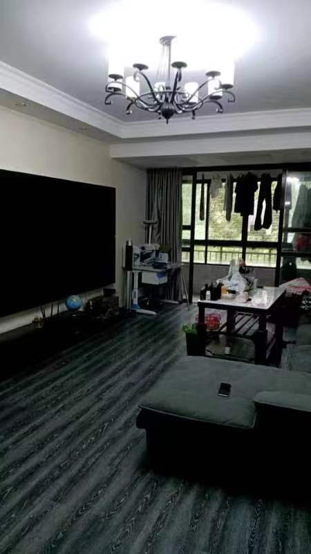 三一街區(qū)法拍房二期10、11棟405號