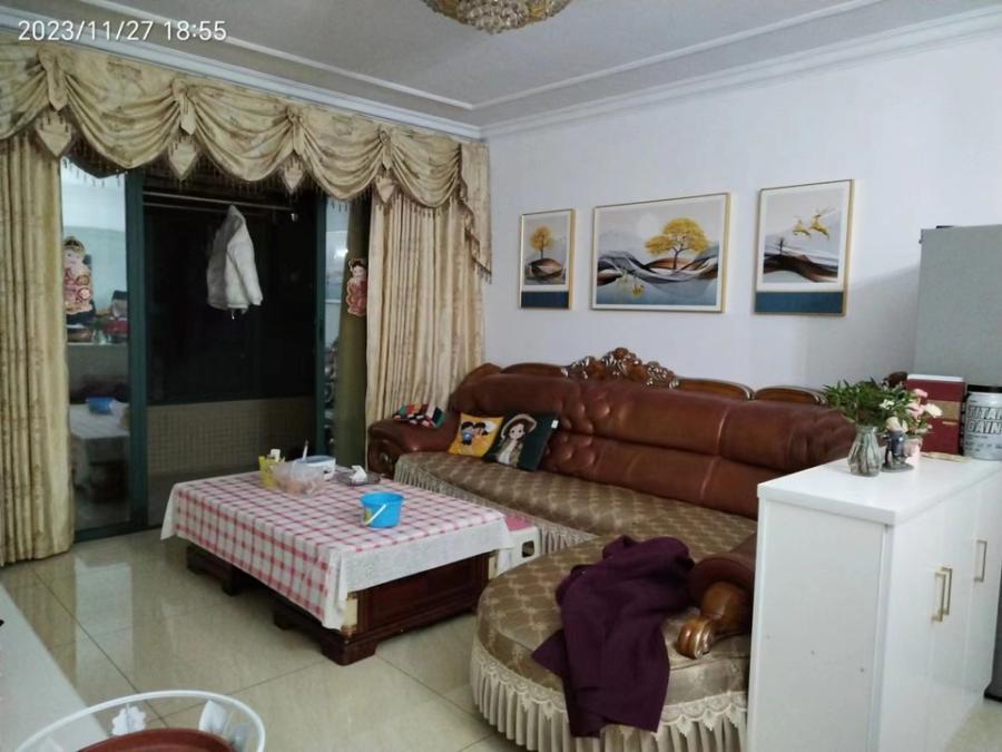 富基世紀(jì)公園法拍房10、11棟403室