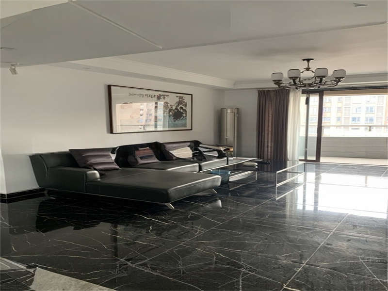 福祥家園法拍房8棟2602室及其配屬車位、雜物間(含室內(nèi)家具家電）