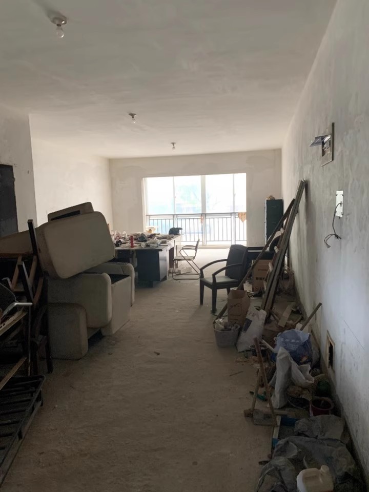 香樟景苑法拍房7棟204房（共10套房，可單獨(dú)競拍）