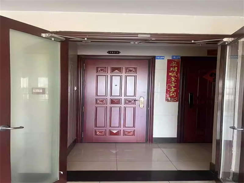 恒大城法拍房5、6、7棟1812室