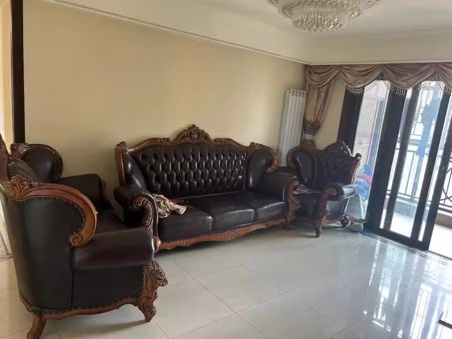 中海國際社區(qū)一期（中海江御名園）法拍房金楠街1、2棟2201