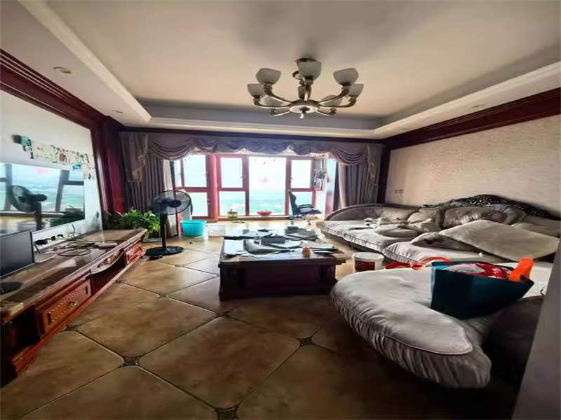 爵世名邸東湖（爵世名?。┓ㄅ姆咳?棟2906號(hào)