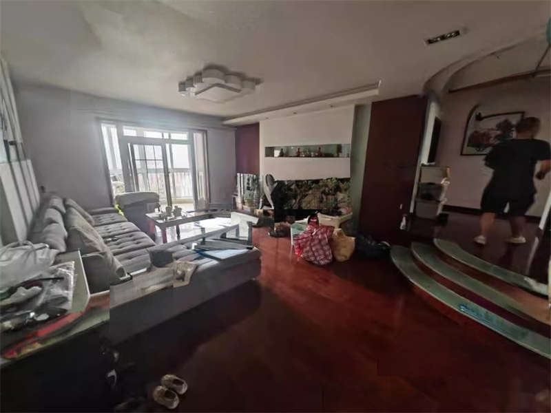 鴻銘中心金街銀苑法拍房5棟901號(hào)