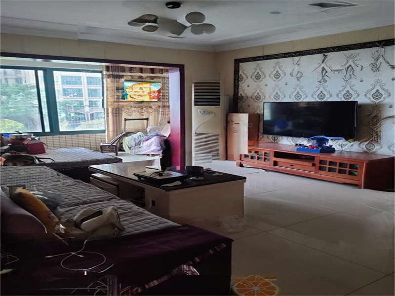 富基世紀(jì)公園法拍房10-11棟404號