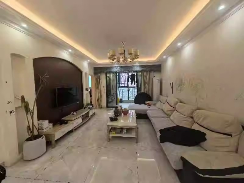 富基世紀(jì)公園法拍房三期44、45#棟1705室