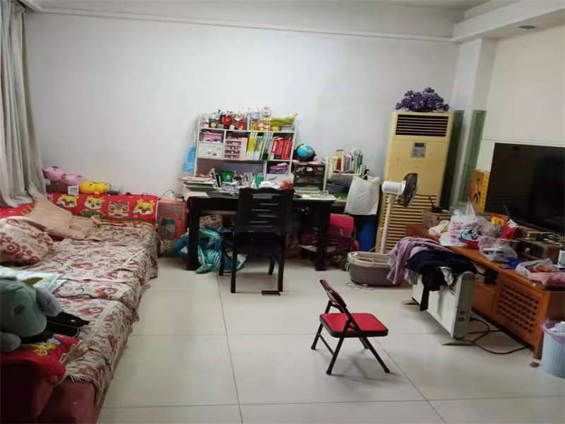 東方新世界法拍房15033號