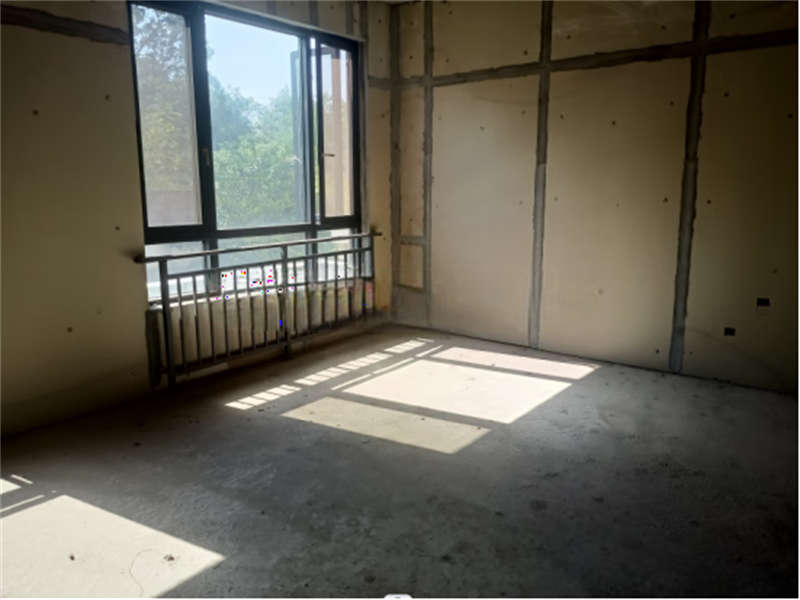 東能華府17棟101號(hào)（別墅）（共3套房，可單獨(dú)競(jìng)拍）