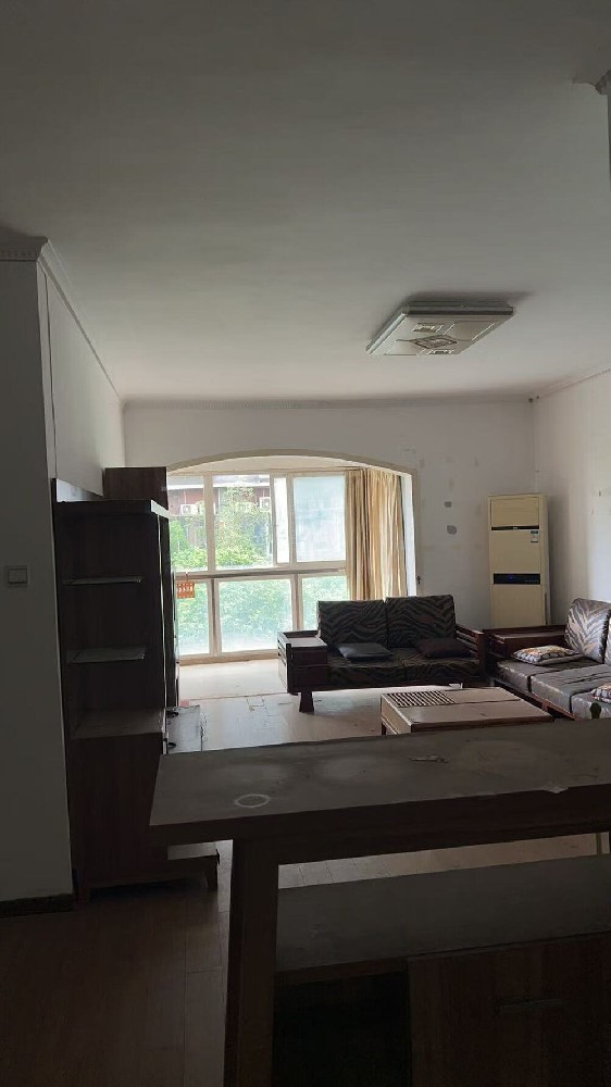 格藍(lán)康都法拍房1、2、3、4棟及地下室、裙樓217號房屋