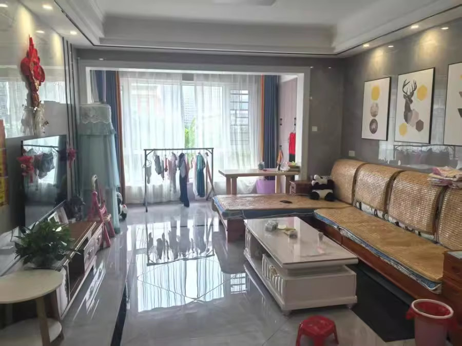 （雙學(xué)位）潤和三潤城法拍房3棟404室