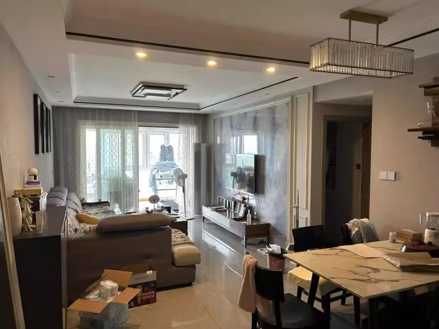 （雙學(xué)區(qū)）時代傾城三期（玫瑰園社區(qū)四）法拍房52-53棟802室