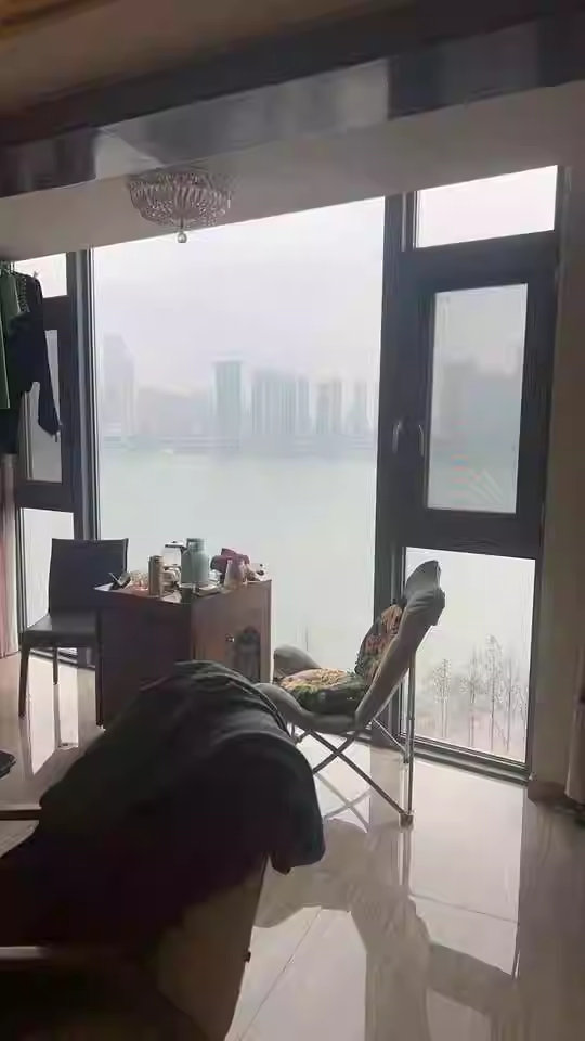 （ 一線江景 雙學(xué)位）北辰定江洋法拍房D1-5棟709房